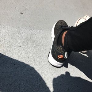 Meet your Posher, Jean